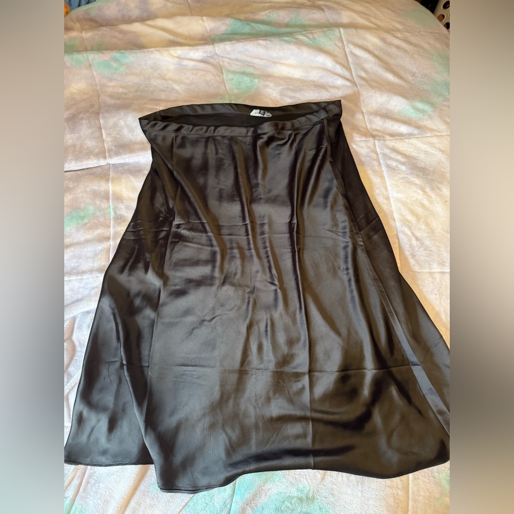 Rachel Zoe Black Satin A-Line Midi Skirt